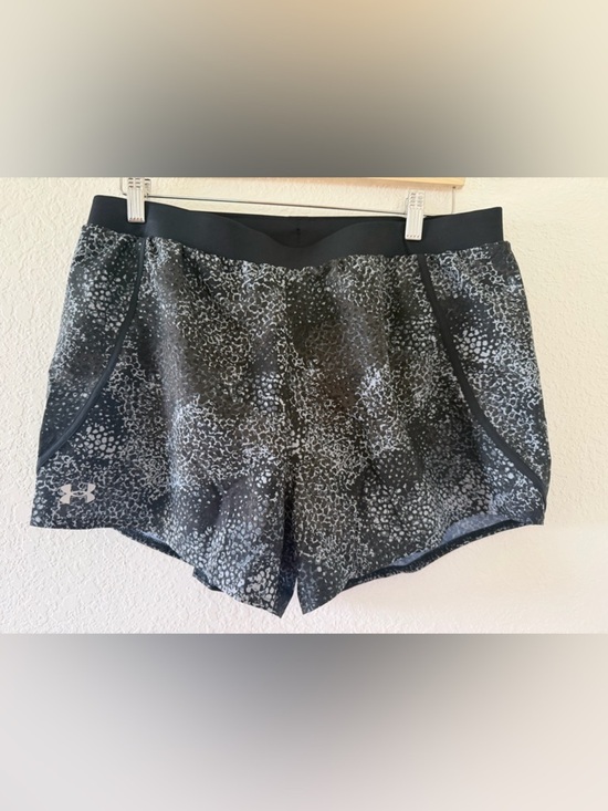 LG Pants - Under Armour Black Speckle Women's Running Shorts Size-Large